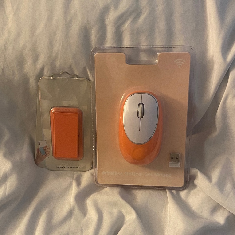 AND Black Grip and Stand for Phone